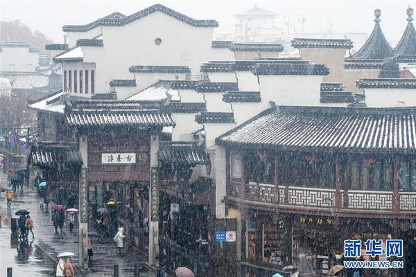 美國(guó)汽車沖撞人群事件嫌疑人疑與“伊斯蘭國(guó)”有關(guān)