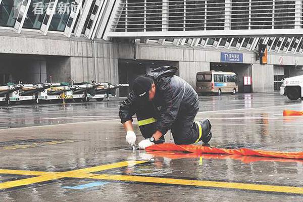 【Intitle免費吃瓜爆料】鐵路迎來春運節(jié)前客流最高峰 深圳北站客流量再創(chuàng)新高