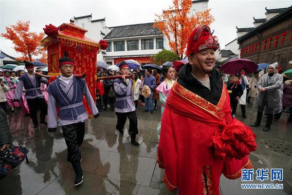 春運(yùn)期間新能源車(chē)出行增多 河北：服務(wù)區(qū)全面展開(kāi)充電才能倍增舉動(dòng)